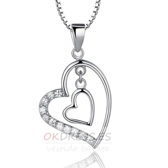 En forma de corazón las mujeres corto con incrustaciones de diamante collar y colgante de plata - Página 1