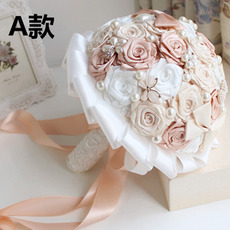 Novia de la mano de diamante perla con flores ramo de Dama de honor de boda personalizados cinta rosas