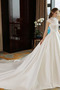 Vestido de novia Apliques Corte-A Encaje Falta Escote con cuello Alto - Página 4