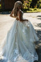 Vestido de novia Corte-A Apliques largo Elegante Natural Escote en V - Página 2
