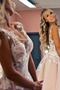 Vestido de novia Corte-A Apliques largo Elegante Natural Escote en V - Página 3