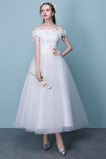 Vestido de novia Corte-A Hasta la Tibia Natural Cordón Abalorio Manga corta