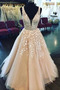 Vestido de novia Corte-A tul largo Corpiño Acentuado con Perla Escote en V - Página 4