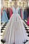 Vestido de novia Corte-A tul largo Corpiño Acentuado con Perla Escote en V - Página 3