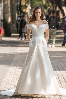 Vestido de novia Formal Corte-A primavera Escote en V Natural Manga corta