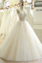 Vestido de novia Sala Falta Corte-A Capa de encaje Encaje Corpiño Acentuado con Perla - Página 3