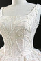 Vestido de novia Sala Sin mangas Corpiño Acentuado con Perla Corte-A - Página 8